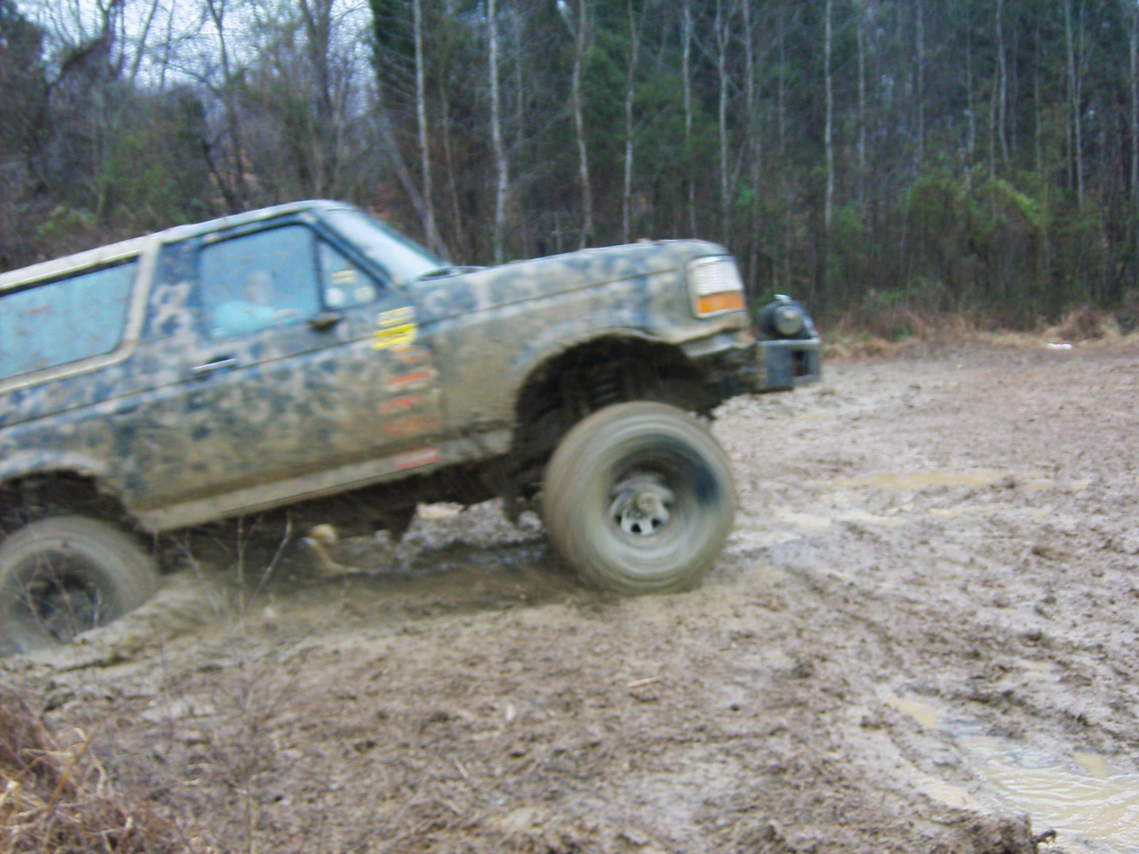 Early ford bronco mudding #5