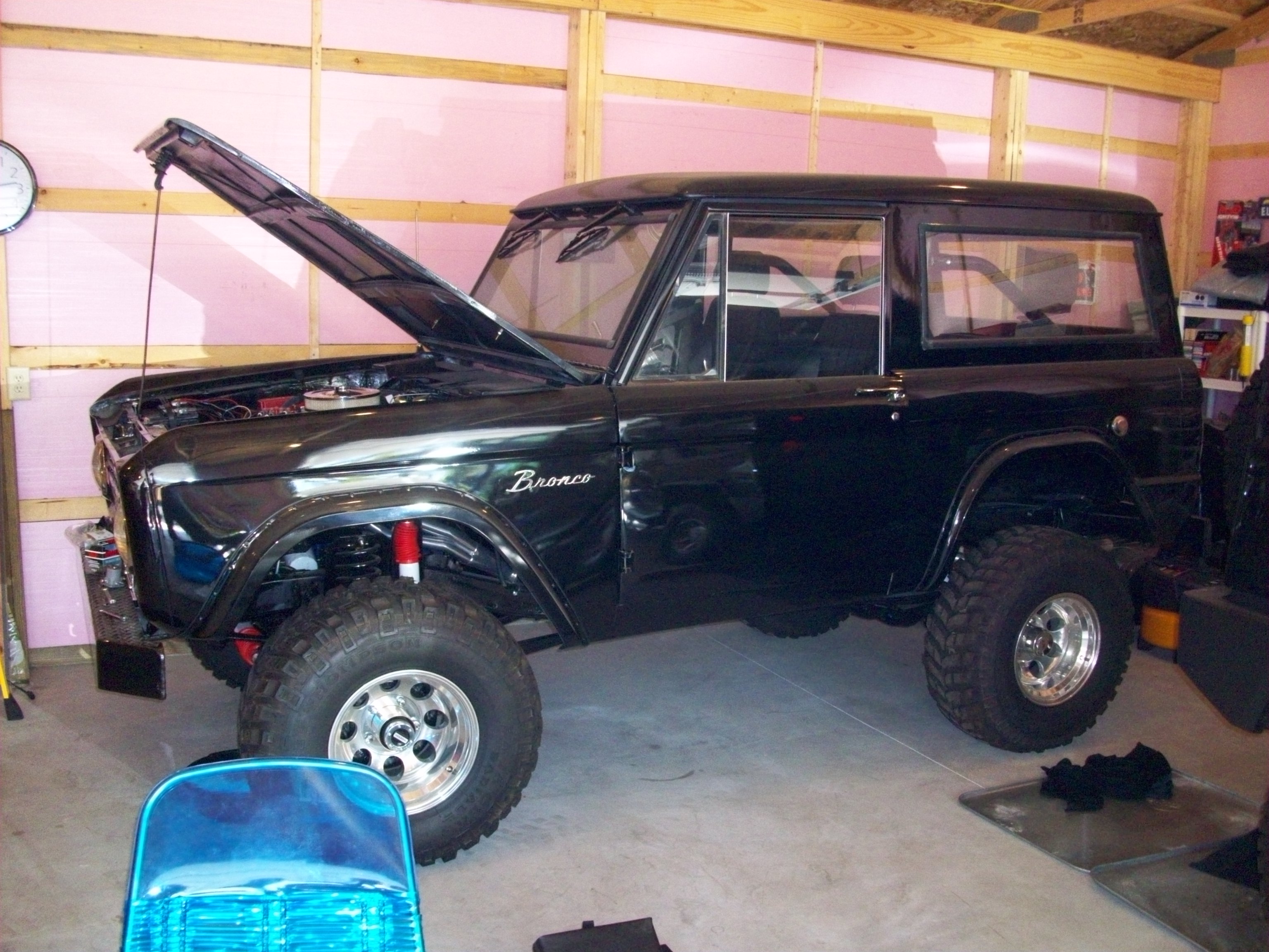 bronco pics - 66-77 Early Bronco Tech Support - 66-96 Ford Broncos ...