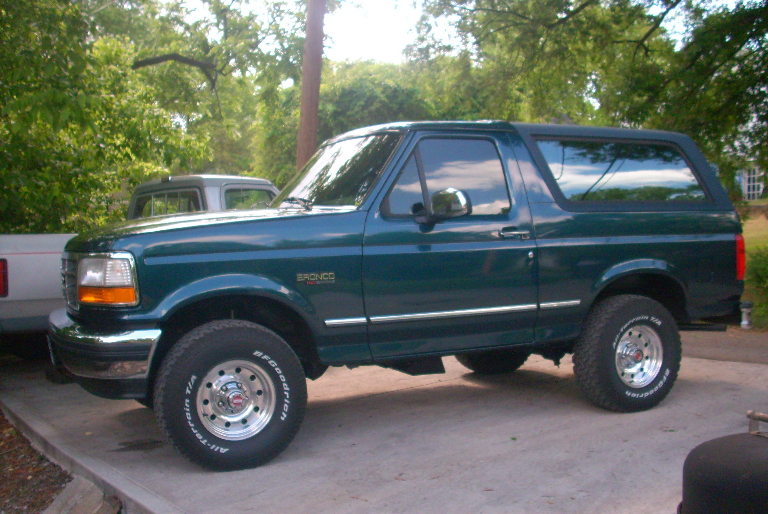 Stock ford bronco tire size #5