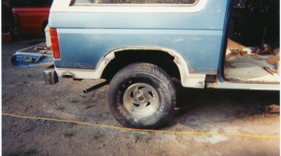 1994 Ford bronco quarter panel #6