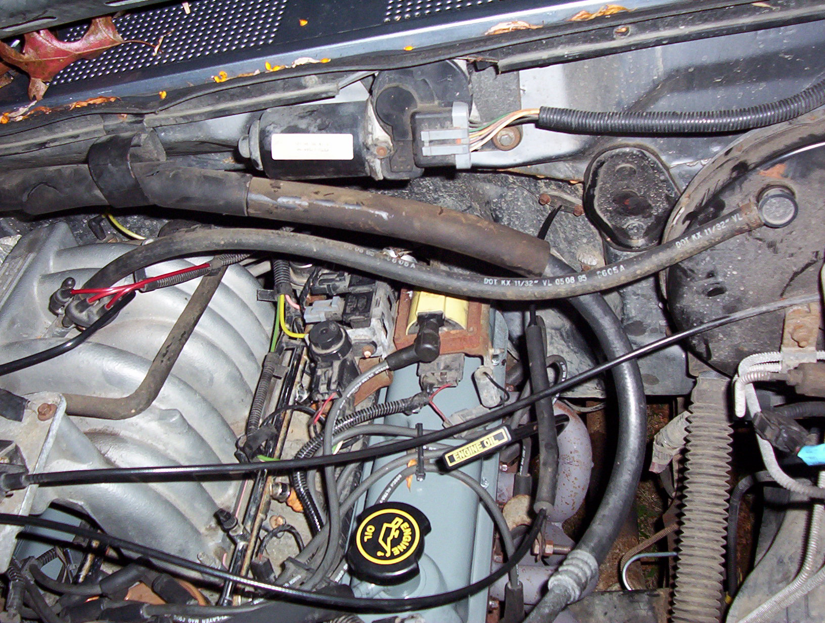 help need with hoses on 351 efi - 80-96 Ford Bronco Tech Support - 66